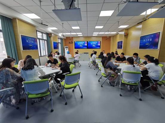 832508a4d4a31a112f5d79c4c1ed1d8